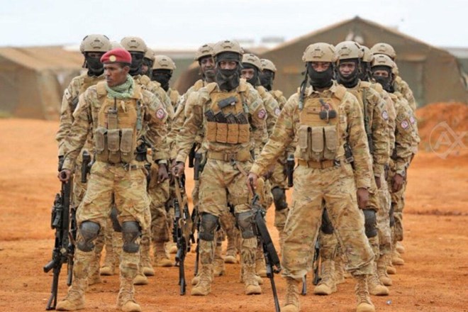 , القوات الخاصة المدربة امريكيا تتعقب أوكار &#8220;الشباب&#8221; وتضيق الخناق على الحركة جنوب الصومال