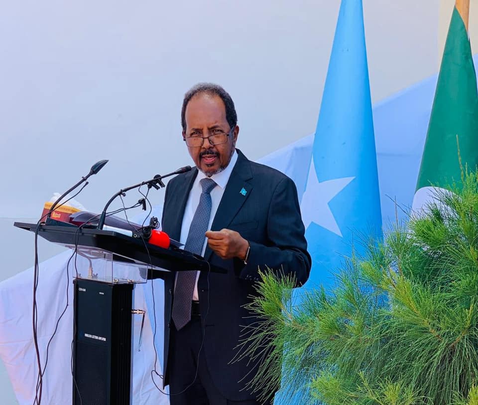 , الرئيس الصومالي السابق: فقدنا دولا شقيقة بسبب تخبط السياسة الخارجية للحكومة الحالية