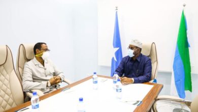 رئيس ولاية جوبالاند يناقش مع السفير الجيبوتي الوضع السياسي في الصومال والانتخابات الفيدرالية