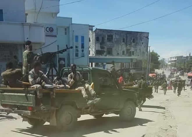 , قتلى وجرحى في مواجهات مسلحة بين قوات صومالية بالعاصمة مقديشو