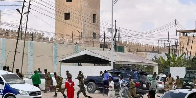 , توتر حاد في عاصمة أرض الصومال بعد هجوم على السجن المركزي ومحاولة فرار السجناء وإصابة جنود