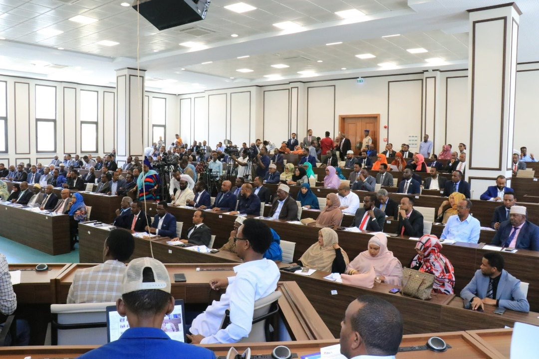 , مجلس الشعب الصومالي يعلن تأجيل جلسته اليوم لدواع أمنية
