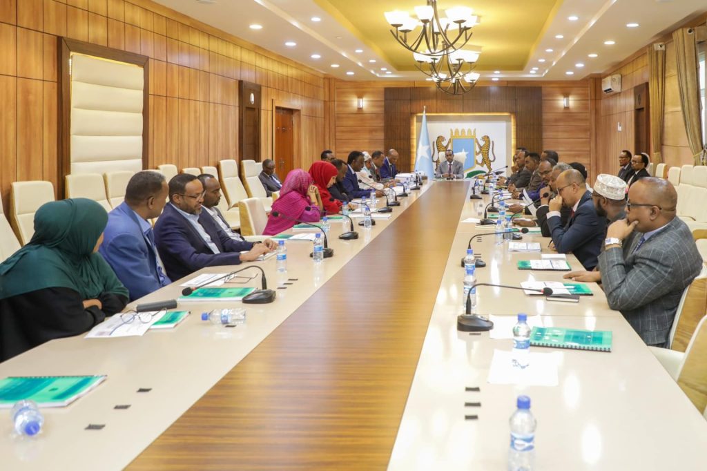 , مجلس الوزراء يصادق على ميزانية الصومال للعام 2022
