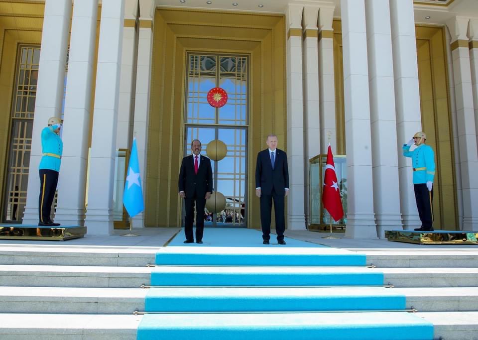 , أثناء استقباله الرئيس حسن شيخ في أنقرة.. أردوغان يستعرض مواقفه تجاه الصومال ويسرد تفاصيل دعمه لمقديشو