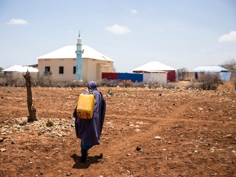 , ألمانيا تقدم 5 ملايين دولار لتلقيح نازحي الصومال ضد كورونا