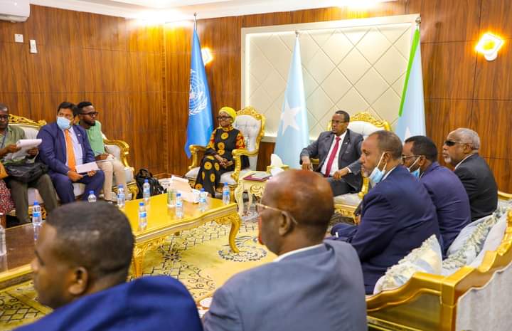 , رئيس هيرشبيلى يبحث مع نائبة المبعوث الأممي لدى الصومال إغاثة المتضررين من الجفاف والمشاريع التنموية