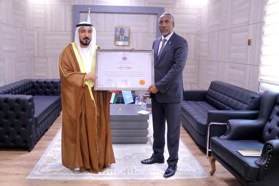 , الصومال تودع السفير الإماراتي محمد أحمد العثمان وتشيد بدوره في تعزيز العلاقات