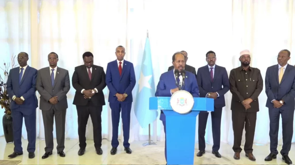 , الرئيس الصومالي يدعو لاجتماع مجلس التشاور الوطني في مقديشو