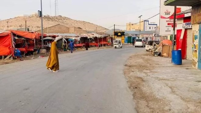 , قوات أرض الصومال تنسحب من لاسعانود بعد قتال عنيف مع مليشيات العشائر التي سيطرت على المدينة