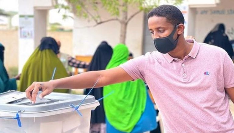 , وسط تحديات ومخاوف.. انطلاق اقتراع &#8220;تاريخي&#8221; في ولاية بونتلاند الصومالية