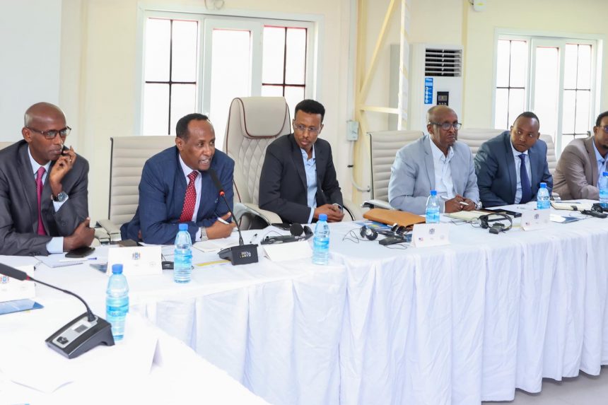 , الصومال تعلن مصرع 3000 من أعضاء حركة الشباب ومقديشو تفتتح المؤتمر السنوي لإدارة الأسلحة
